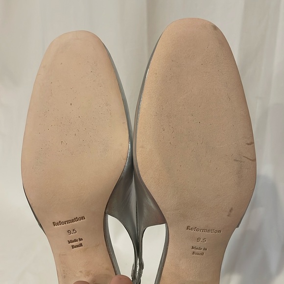NEW Reformation Margarita Slingback Round Toe Metallic Leather Block Heel - Picture 13 of 14
